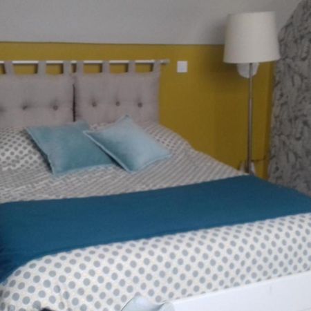 Chambre dans maison privée Awoingt Esterno foto